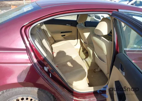 2011 Honda Accord 2.4 Lx z USA, uszkodzony, nr VIN 1HGCP2F37BA071183